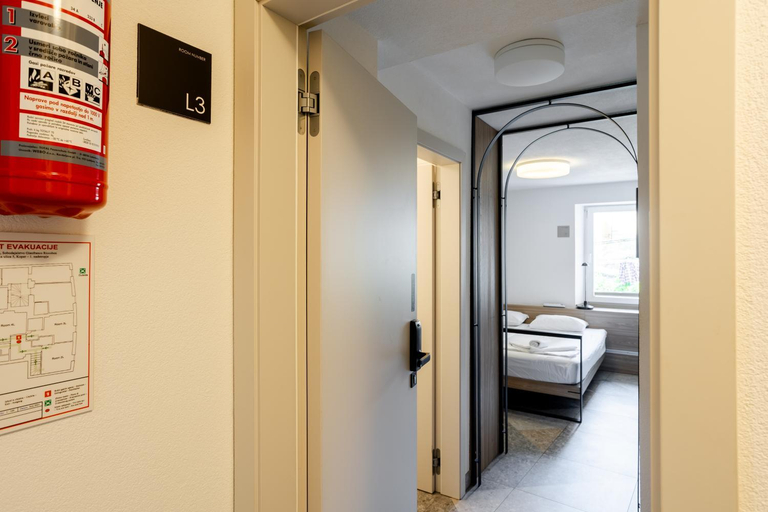 Others 3, Casa Riccobon 5, Koper