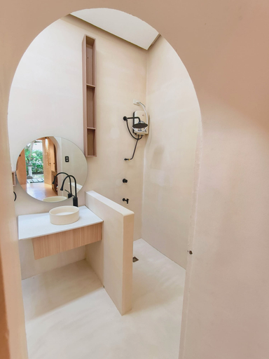 Bathroom 5, Ogtong Cave Resort, Santa Fe