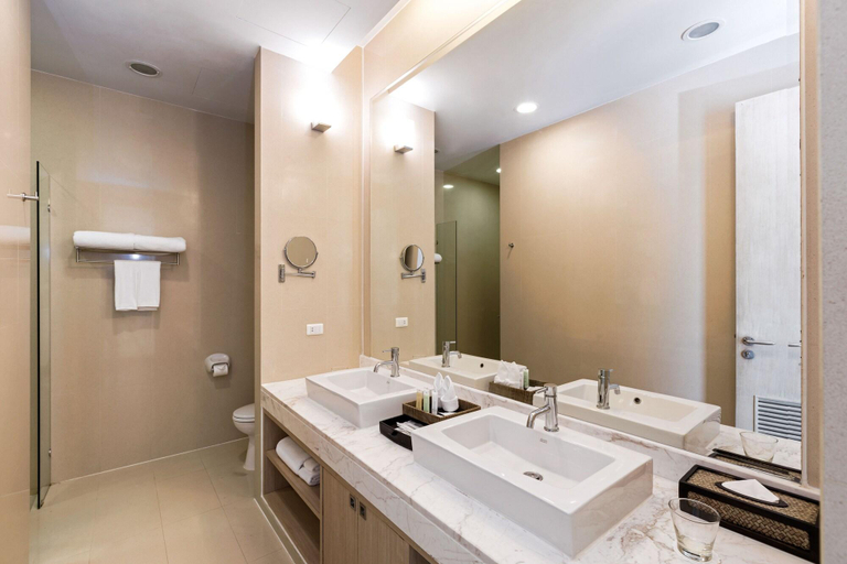 Bathroom 4, Andaman House, Phuket Island