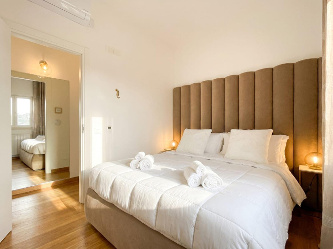 3, Altamarea - Sea view suites, Bari