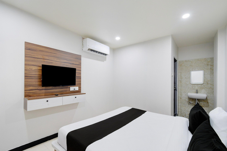 Room 3, Deluxe Room Adithya Stay, Ranga Reddy
