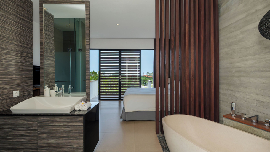 Bathroom 3, Swan Villa R, Badung