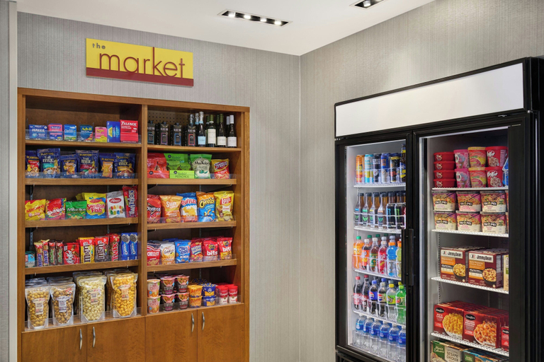 Food & Drinks 5, SpringHill Suites by Marriott Detroit Metro Airport Romulus, Wayne