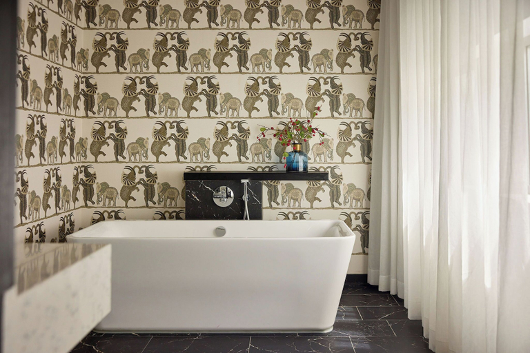 Bathroom 5, Van der Valk Hotel Zaltbommel - A2, Zaltbommel