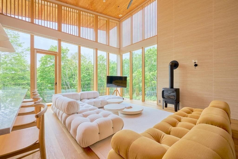 Living area 2, Grand Tsuru B, Niseko