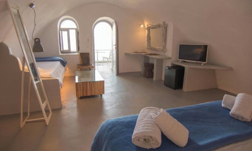 Bedroom 2, Loucas On The Cliff, South Aegean
