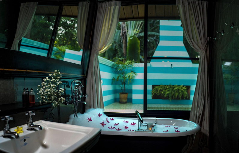 Bathroom 5, Chandra Residence, Muang Chiang Mai