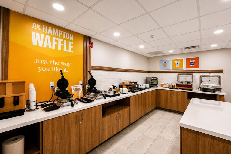 Food & Drinks 5, Hampton Inn by Hilton Hailey Sun Valley, Blaine