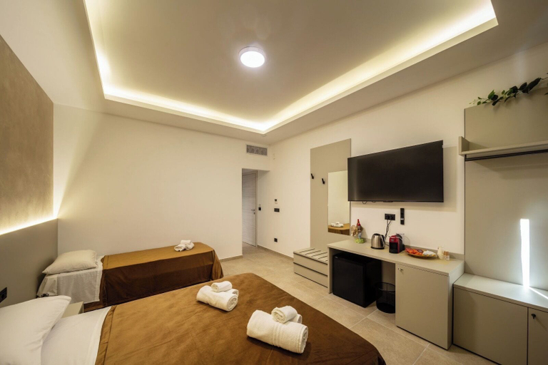 Bedroom 5, SUITE APARTMENT TAORMINA, Messina