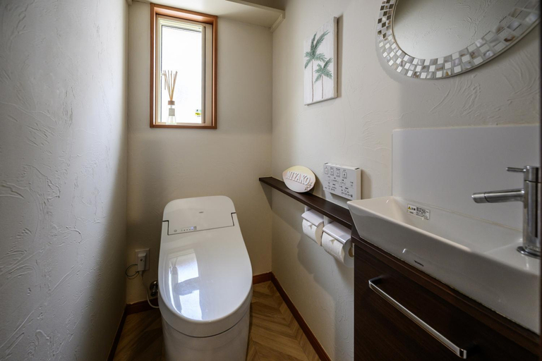 Bathroom, The Villa Miyako 離 Hanare & 結Yui, Miyakojima