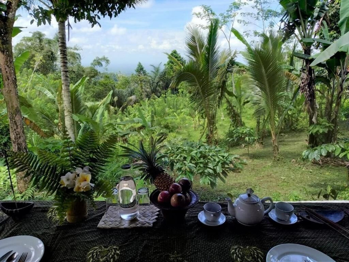 Outdoor dining 3, Bali Mountain Forest Cabins, Tabanan