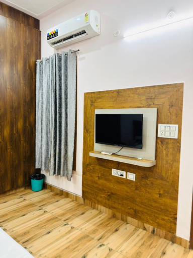 Others 5, Sirtaj Suites, Agra