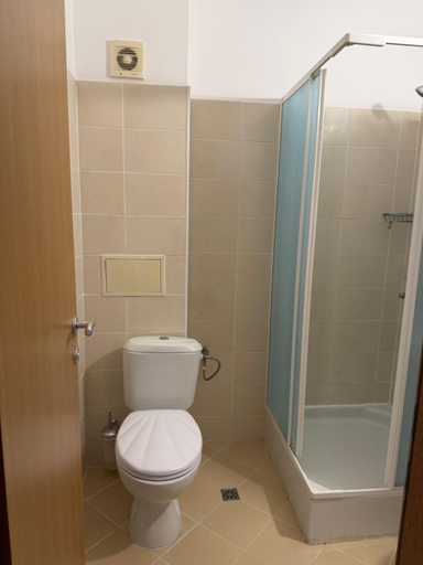 Bathroom 2, Sea View Apartments, Pomorie