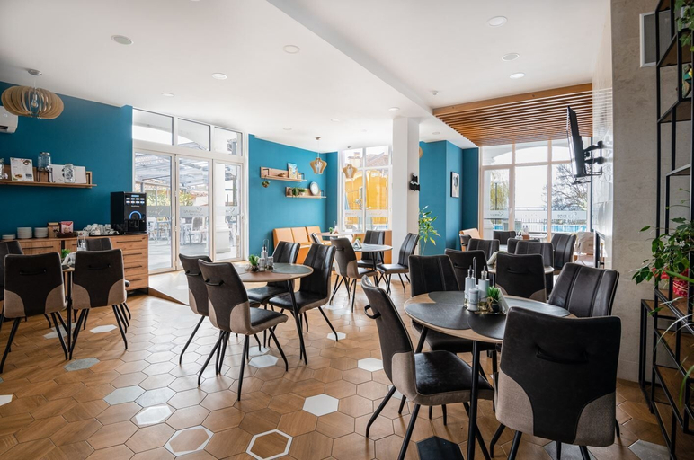 Food & Drinks 5, Samara, Balchik