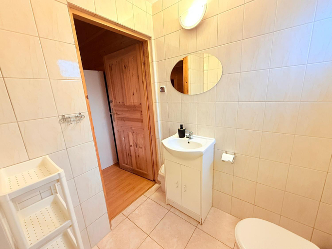 Bathroom 3, domki rainers, Puck