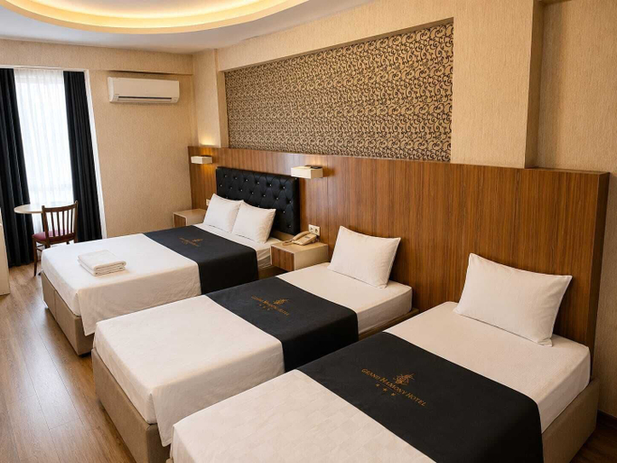 Bedroom 2, Grand Mardini Hotel, Merkez