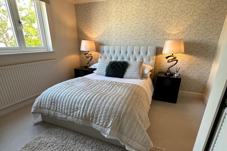 Room 4, 1 Bed Apartment Sleeps 2 - Near Fulham Station, London