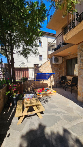 Playground 4, D House, Sozopol