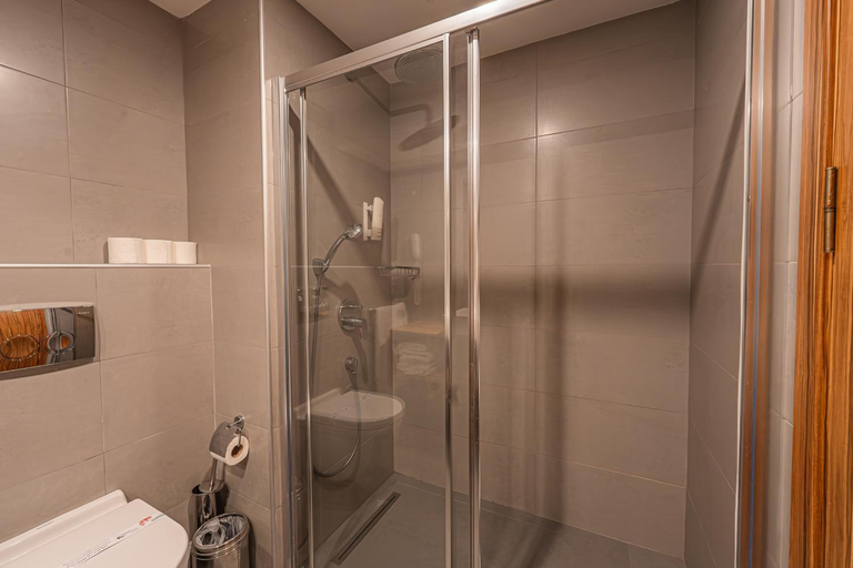 Bathroom 3, Begonville Hotel, Marmaris
