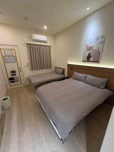 Room 2, Lying Flat Hostel, Chiayi County