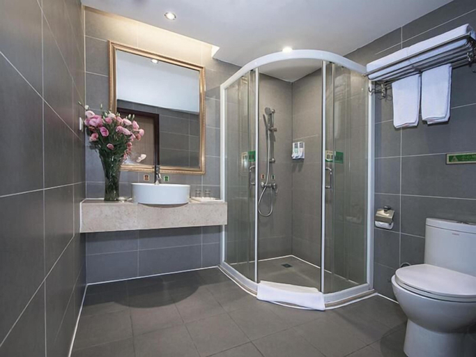 Bathroom 4, Vienna Hotel Guangzhou Shaheding Metro Station Branch, Guangzhou