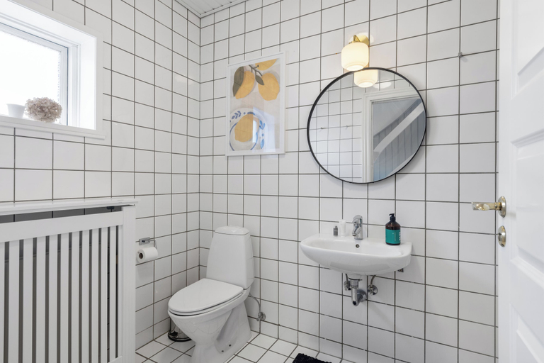Bathroom 4, Løkken Badehotel - Apartment Hotel, Hjørring