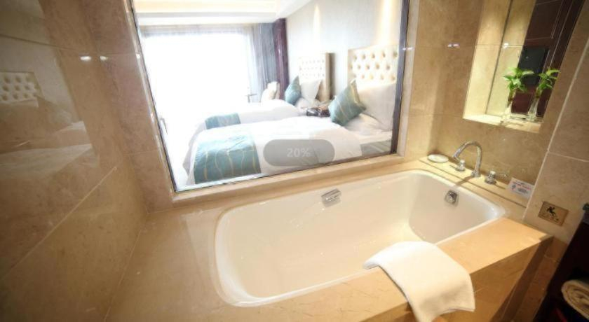 Bathroom 4, Grand Palace Resort, Jiaxing