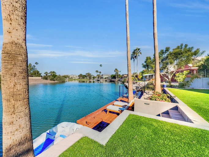 Lake 3, Yucca Mesa, Maricopa