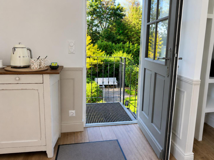 Others 4, La Chambre du Cottage B&B, Calvados