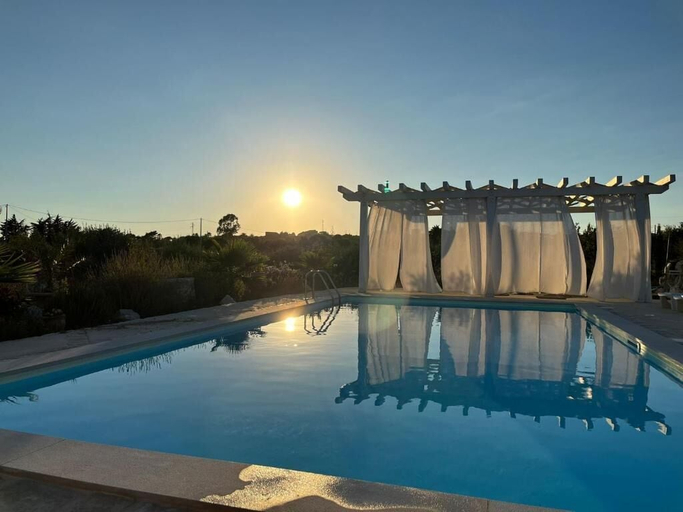 Pool 5, Casa California, Agrigento