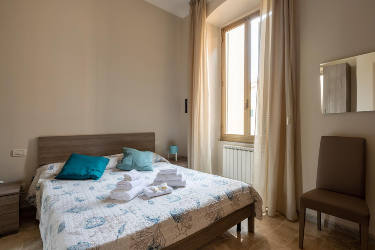 Bedroom 4, Blu sea room piazza garibaldi, La Spezia