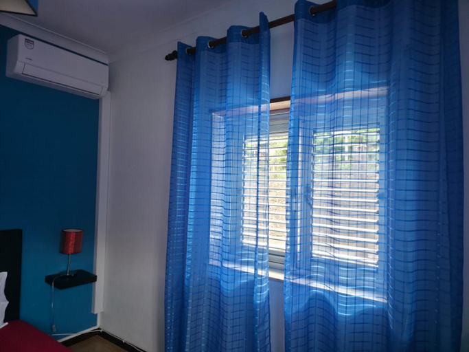 Others 5, Casas Manos Nevoa, Terras de Bouro