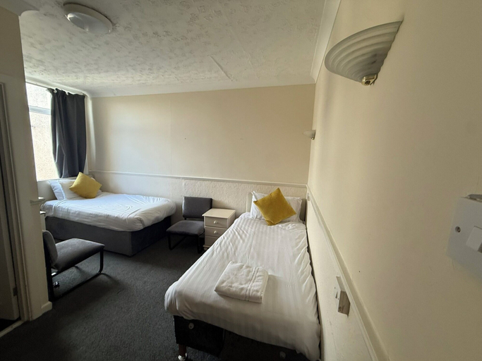 Bedroom 2, The President Hotel, Blackpool