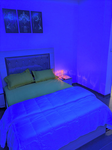 Room 1, Friendly House Dakar, Dakar