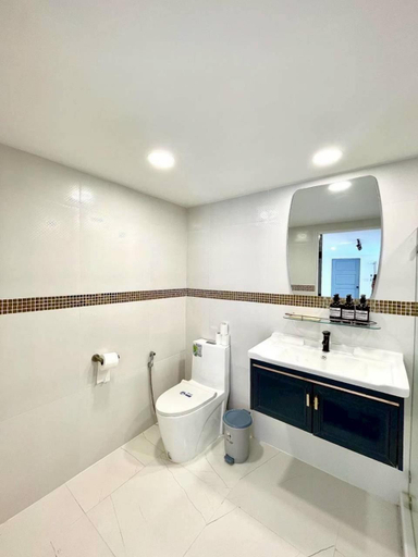Bathroom 3, Near Khao Phra Tamnak Anjia Suksabai Pool Villa, Pattaya
