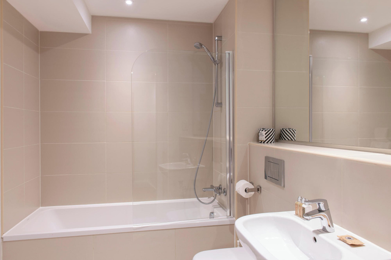 Bathroom 4, Cove Minshull Street, Manchester