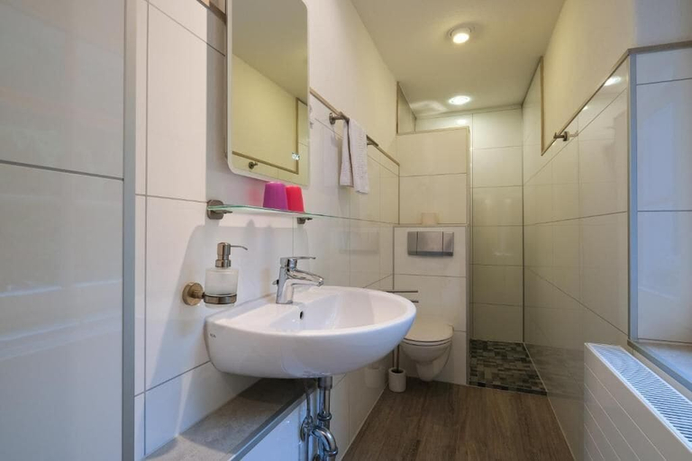 Bathroom 5, Waldgasthaus & Pension Christianental, Harz