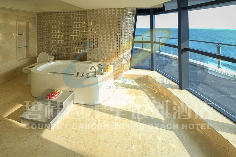 Bathroom, Country Garden Silver Beach Hotel, Huizhou