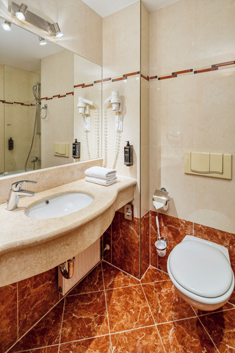 Bathroom 4, Hotel Chateau Kurfürstendamm, Berlin
