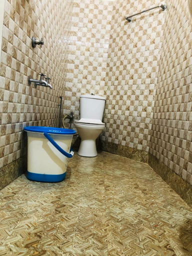 Bathroom 4, SHEEBA'S HOMESTAY, Ernakulam