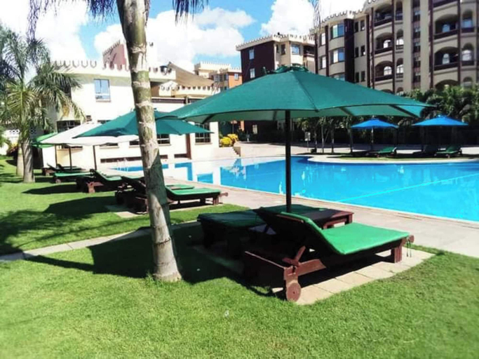 Pool, Sunset Holiday Paradise - Shanzu Beach, Kisauni