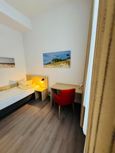 Room 5, Hotel Alter Bahnhof Garni, Vorpommern-Rügen