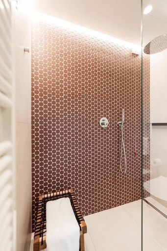 Bathroom 4, Borgo Capietaglio Wine Resort, Bergamo