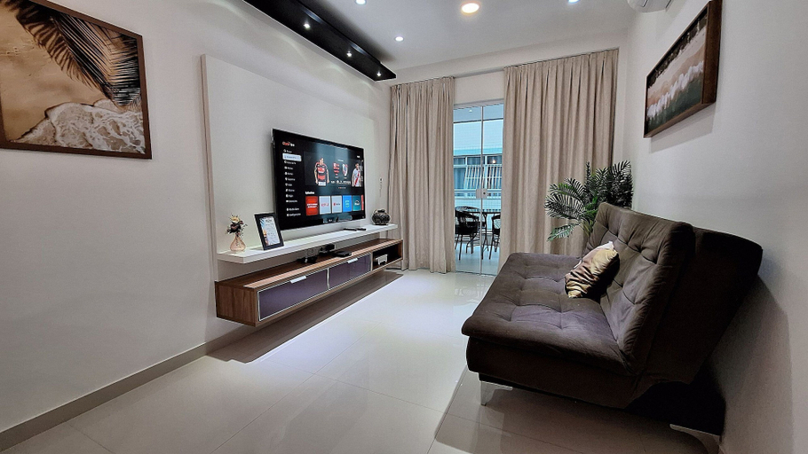 Living area 2, O AP mais lindo da Praia do Forte 213, Cabo Frio