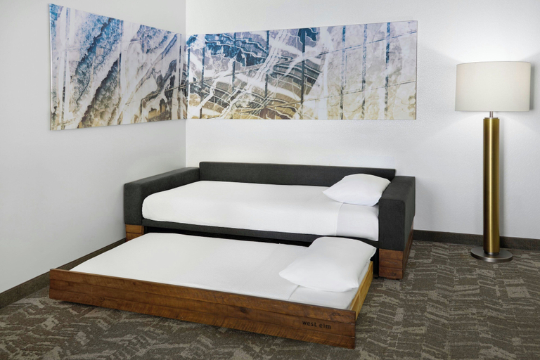 Bedroom 2, SpringHill Suites by Marriott Detroit Metro Airport Romulus, Wayne