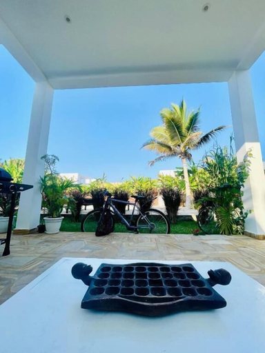 Others 5, CDM Villas, Kaskazini 'B'