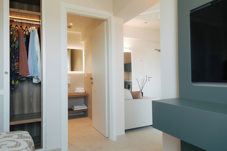Room 4, Palazzo Rubino ApartHotel, Olbia-Tempio
