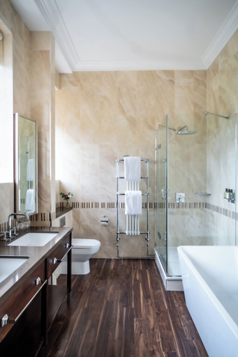Bathroom 5, Crathorne Hall Hotel, Stockton-on-Tees