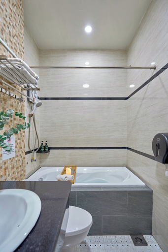 Bathroom 4, Cactusland Hotel Tan Binh, Tân Bình