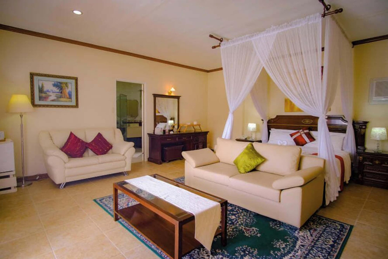 Bedroom 4, Ogtong Cave Resort, Santa Fe